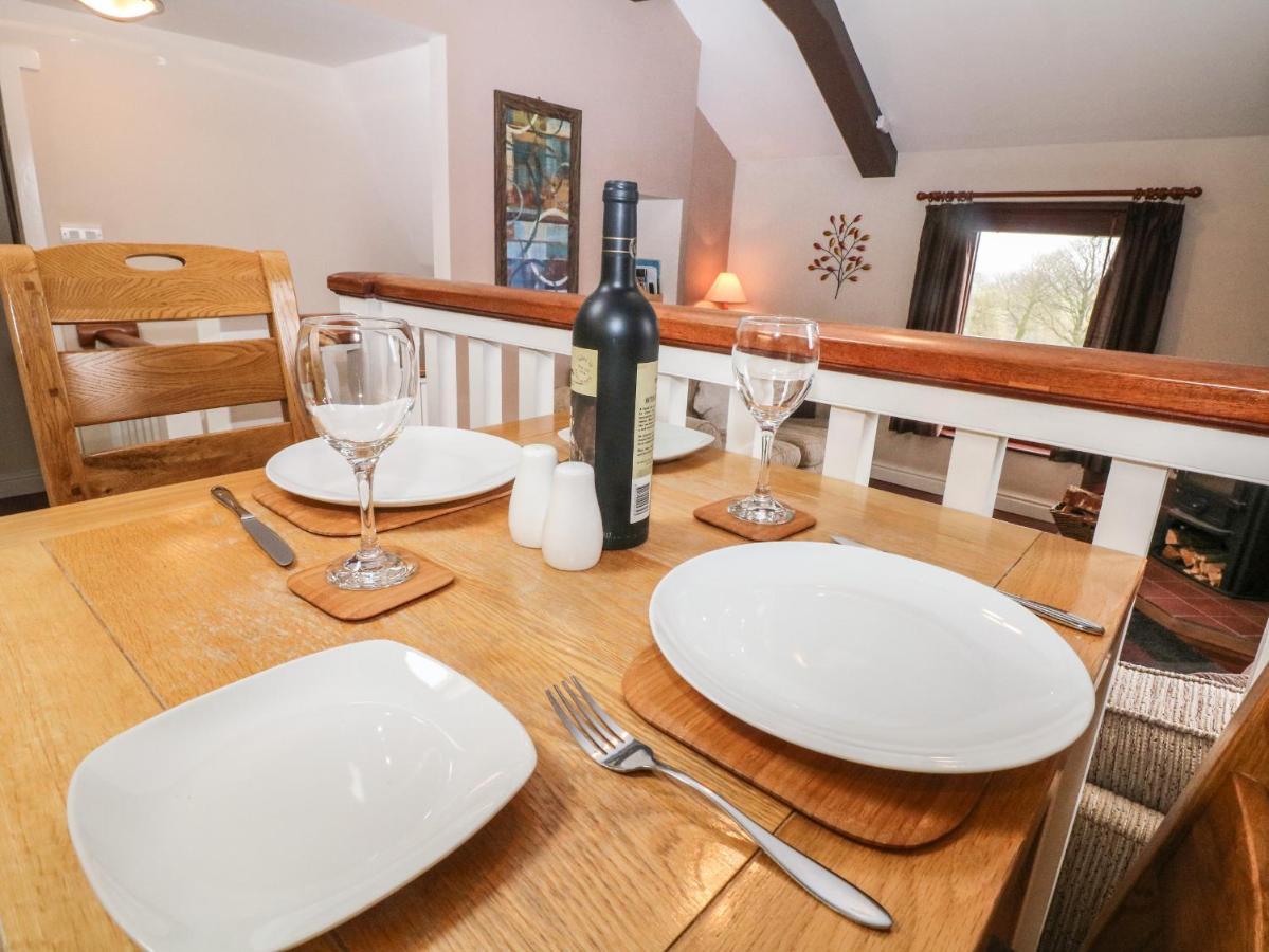 Horse Mill Lodge Taddington Экстерьер фото